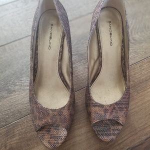 Bandolino Peep Toe Pumps